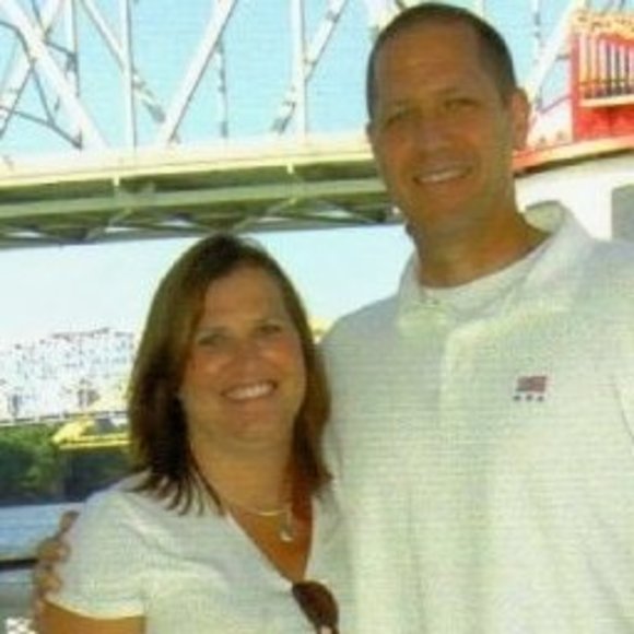 Meet your Posher, Michelle - Picture 1 of 1